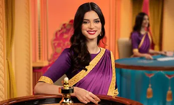 Sân vận động bóng đá với cầu thủ đang thi đấu